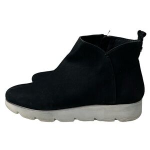 ALEX MARIE Women Black Leather Suede Ankle Sneaker Boots SZ 10 Casual Yet Dressy